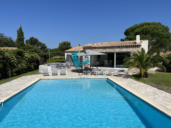 Location de vacances Villa Grimaud 83310